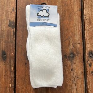 World’s Softest White Crew Socks - Size Medium (Women 5.5-9.5 or Men 5-8)